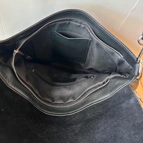 Borse in Pelle Black Leather Convertible Bag Embossed Faux Snake Italy